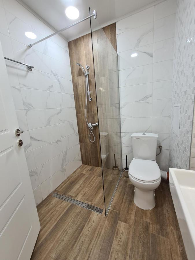 Gold Beach Apart Obzor Buitenkant foto