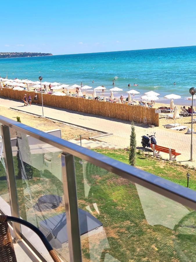 Gold Beach Apart Obzor Buitenkant foto