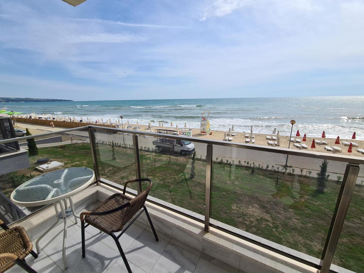 Gold Beach Apart Obzor Buitenkant foto